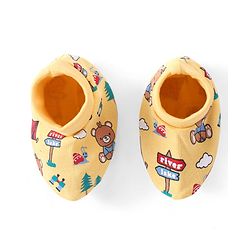 Babyhug 100% Cotton Interlock Cap Mittens & Booties Set with Teddy Bear Print - Yellow