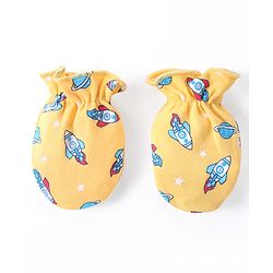 Babyhug 100% Cotton Knit Rocket Printed Mittens & Booties Set - Yellow