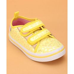 Cute Walk by Babyhug Velcro Closure Casual Shoes - Yellow