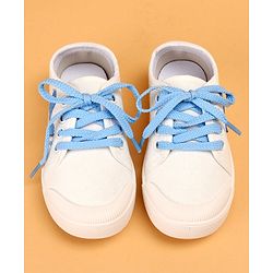 Cute Walk by Babyhug Lace Up Solid Colored Casual Shoes - White