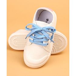 Cute Walk by Babyhug Lace Up Solid Colored Casual Shoes - White