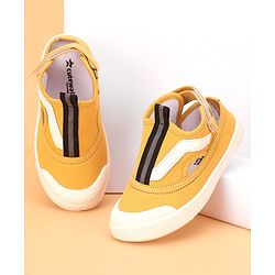 Cute Walk by Babyhug Casual Shoes with Velcro Closure - Yellow