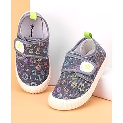 Cute Walk by Babyhug Casual Shoes with Velcro Trophy Print - Blue