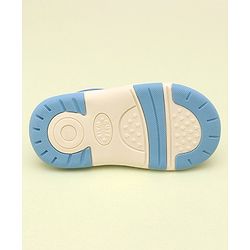 Cute Walk by Babyhug Sandals With Velcro Closure & Butterfly Applique - Blue