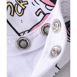 Babyhug Disney 100% Cotton Knit Half Sleeves Onesie with Minnie Mouse Print - White