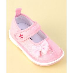 Cute Walk by Babyhug Velcro Closure Sequinned Sandals with Bow Applique - Pink