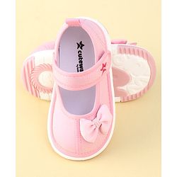 Cute Walk by Babyhug Velcro Closure Sequinned Sandals with Bow Applique - Pink