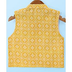 Babyhug Cambric Woven Solid Color Kurta Pyjama Set with Printed Jacket - Off White