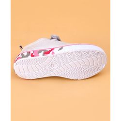 Cute Walk by Babyhug Shoes Kitty Print with Velcro Closure - Pink