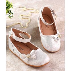 Cute Walk by Babyhug Ballerinas with Velcro Closure &  Bow Applique - White