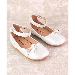 Cute Walk by Babyhug Ballerinas with Velcro Closure &  Bow Applique - White