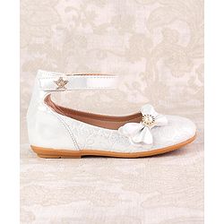 Cute Walk by Babyhug Ballerinas with Velcro Closure &  Bow Applique - White