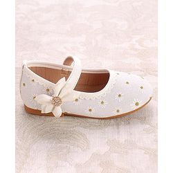 Cute Walk by Babyhug Party Wear Belly Shoes Floral Appliques - White