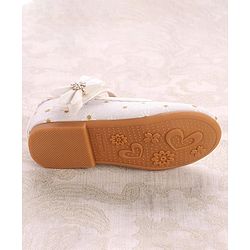 Cute Walk by Babyhug Party Wear Belly Shoes Floral Appliques - White