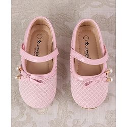 Cute Walk by Babyhug Velcro Closure Ballerina - Pink