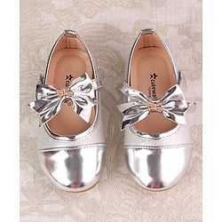 Cute Walk by Babyhug Ballerina with Velcro Closure and Bow Applique - Silver