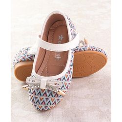 Cute Walk by Babyhug Ballerinas with Velcro Closure Chevron Print & Bow Applique - White
