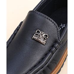 Cute Walk By Babyhug Slip On Loafers -  Brown