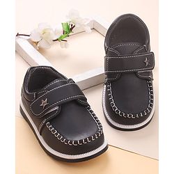 Cute Walk by Babyhug Velcro Closure Formal & Party Wear Shoes with Applique - Black