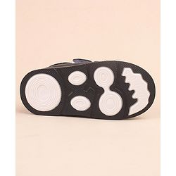 Cute Walk by Babyhug Velcro Closure Formal & Party Wear Shoes with Applique - Black