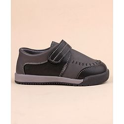 Cute Walk by Babyhug Formal & Party Wear Shoes with Velcro Closure -  Black