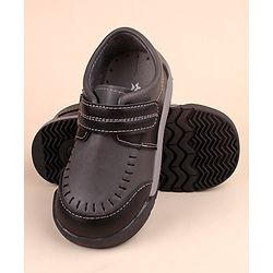 Cute Walk by Babyhug Formal & Party Wear Shoes with Velcro Closure -  Black