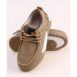 Cute Walk by Babyhug Slip On Loafer Shoes - Green