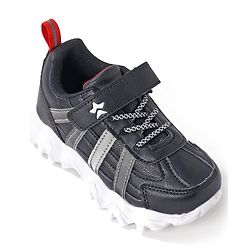 Cute Walk by Babyhug Sneaker - Black