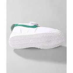 Cute Walk by Babyhug Sneaker with Lace Up Closure - Green