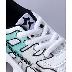 Cute Walk by Babyhug Sneaker with Lace Up Closure - Green