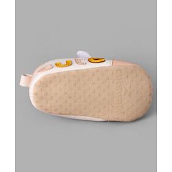 Cute Walk by Babyhug Colour Blocked Velcro Closure Booties With Text Embroidery - Pink