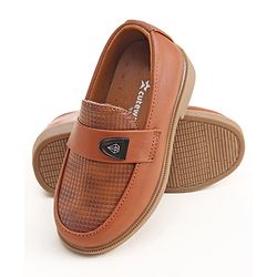Cute Walk by Babyhug Slip On Loafer Shoes - Brown