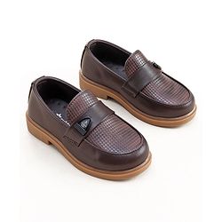 Cute Walk by Babyhug Slip On Loafer Shoes - Brown