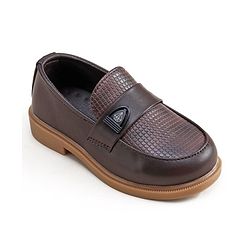 Cute Walk by Babyhug Slip On Loafer Shoes - Brown