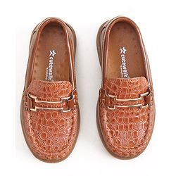 Cute Walk by Babyhug Slip On Loafer Shoes With Textured Design - Brown