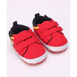 Cute Walk by Babyhug Booties Velcro Closure - Red