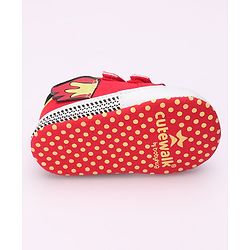 Cute Walk by Babyhug Booties Velcro Closure - Red