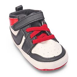 Cute Walk by Babyhug Booties with Velcro Closure -  Red