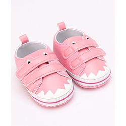 Cute Walk by Babyhug Booties with  Velcro Closure - Pink