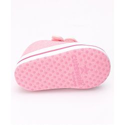 Cute Walk by Babyhug Booties with  Velcro Closure - Pink