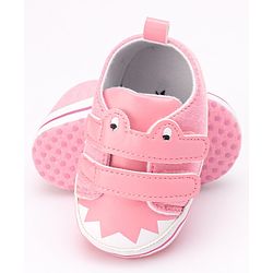 Cute Walk by Babyhug Booties with  Velcro Closure - Pink