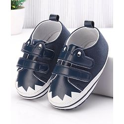 Cute Walk by Babyhug Booties with  Velcro Closure - Pink