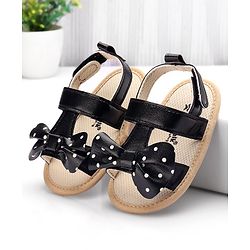 Cute Walk by Babyhug Velcro Closure Booties Bow Applique - Black