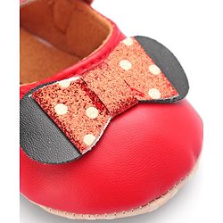 Cute Walk by Babyhug Velcro Closure Booties Bow Applique - Black