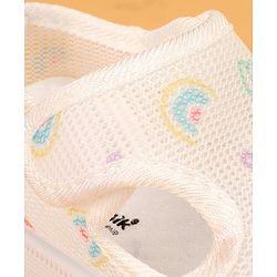 Cute Walk by Babyhug Casual Printed Shoes with Velcro Closure - White