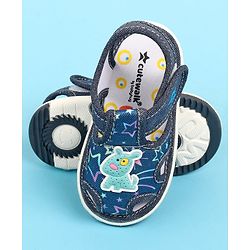 Cute Walk by Babyhug Sandals with Velcro Closure & Dog Applique - Blue