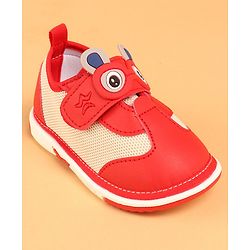 Cute Walk by Babyhug Casual Shoes with Velcro Closure & Applique - Red