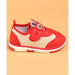 Cute Walk by Babyhug Casual Shoes with Velcro Closure & Applique - Red