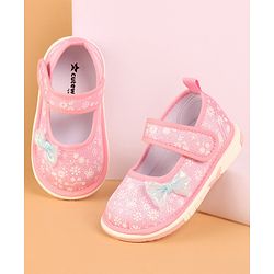 Cute Walk by Babyhug Casual Shoes With Velcro Closure & Bow Applique - Pink (Flower Colour May Vary)