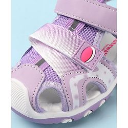 Cute Walk by Babyhug Velcro Closure Sandals - Fuchsia